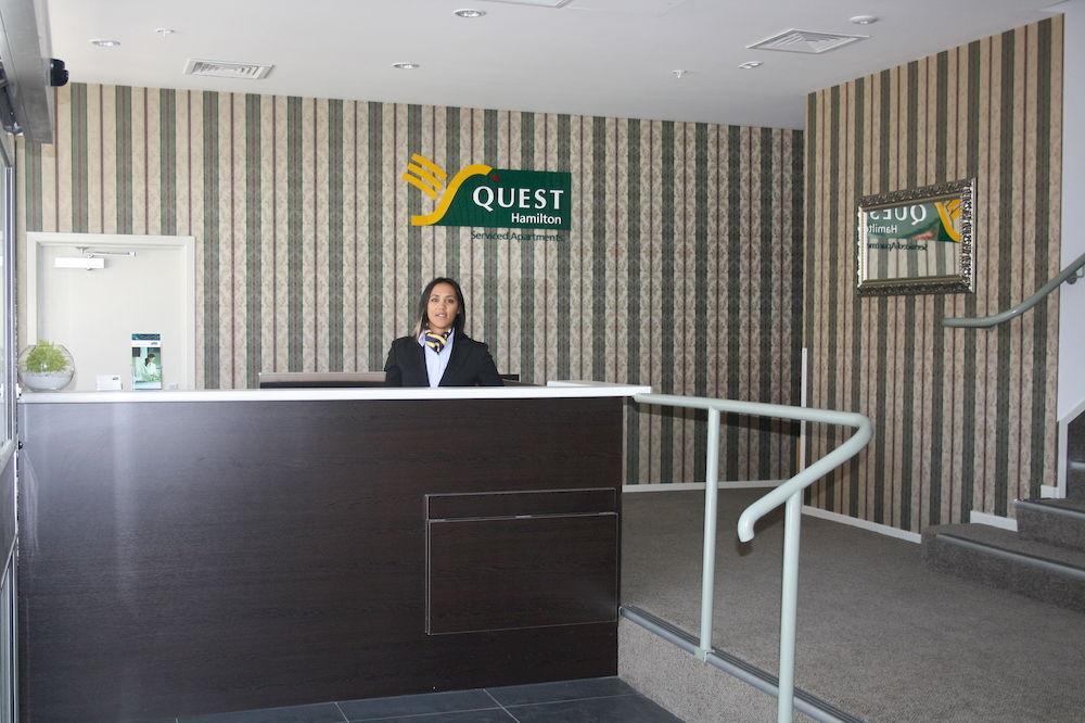 เควสท์แฮมิลตันเซอร์วิสอพาร์ตเมนท์ Aparthotel ภายนอก รูปภาพ